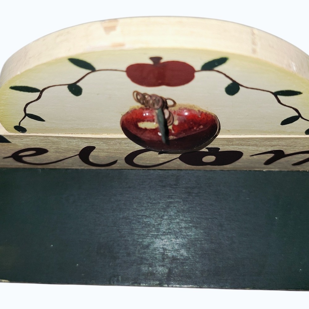 Vintage Country Apple Welcome Wall Shelf Coat Key Rack 3 Peg Wooden Farmhouse - Picture 8 of 9
